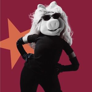 Meet your Posher, Ella